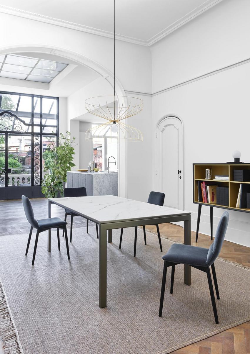 ALLUNGAMI Extending rectangular oak dining table