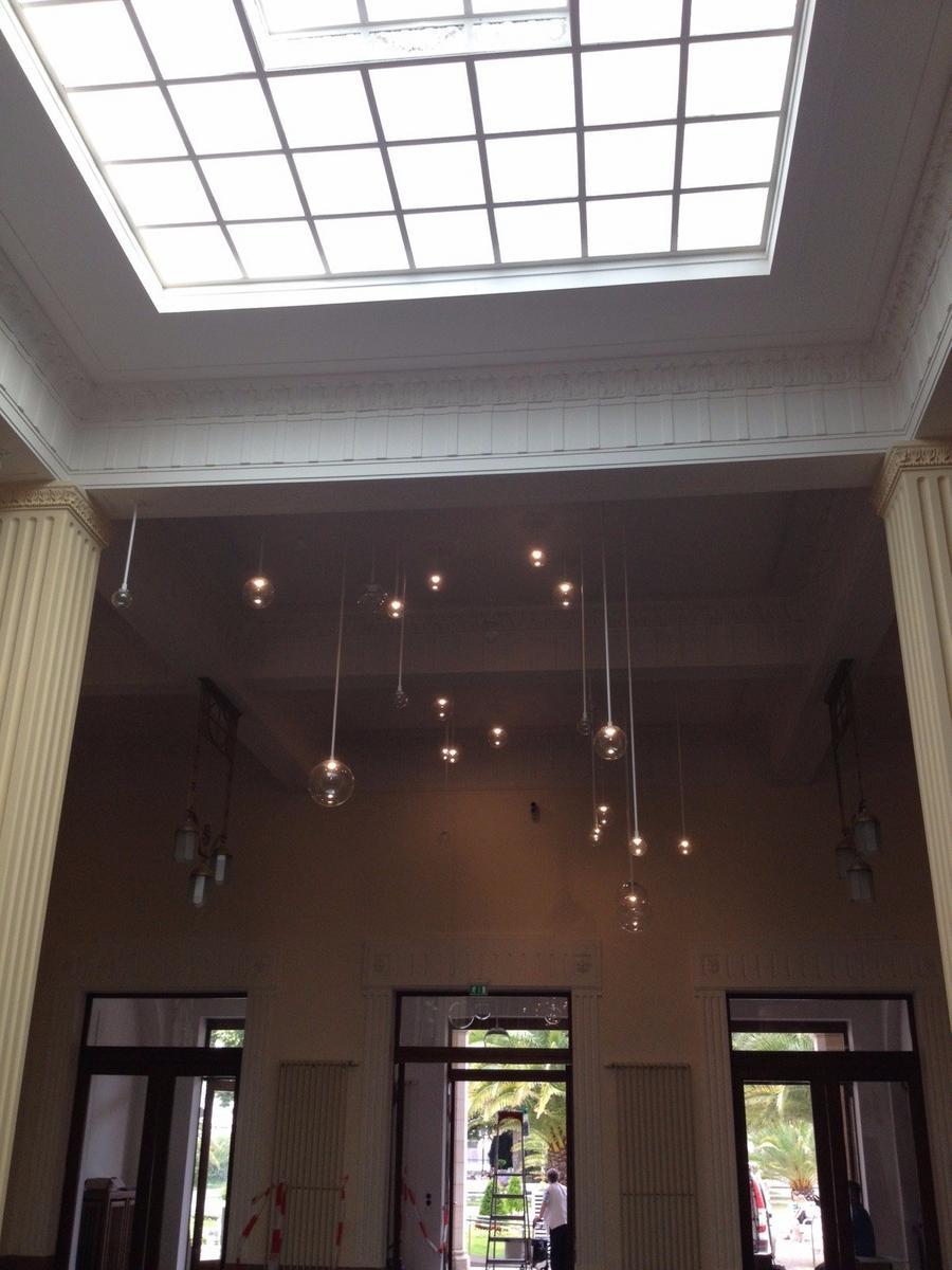 BANGSTER LED glass and aluminium pendant lamp