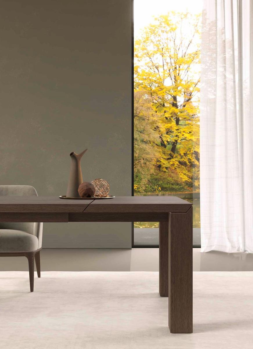 AMBROGIO Extending wooden dining table