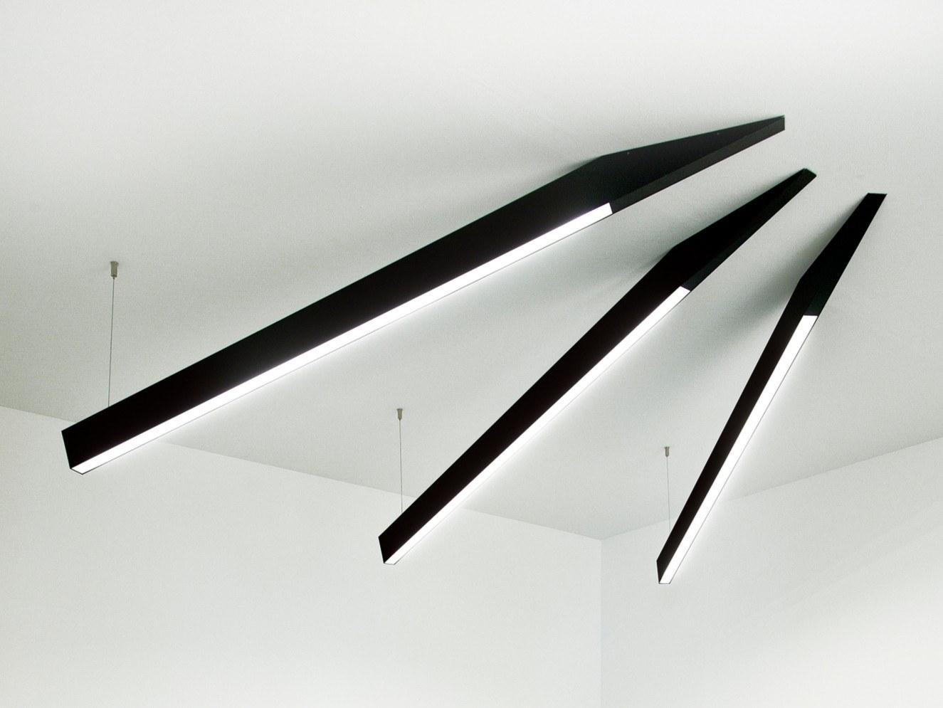 ANGLE BEAM LED aluminium ceiling lamp