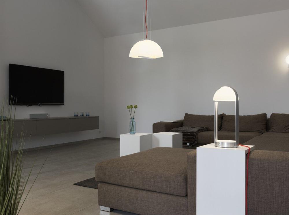 BRENDA Glass pendant lamp in a contemporary style