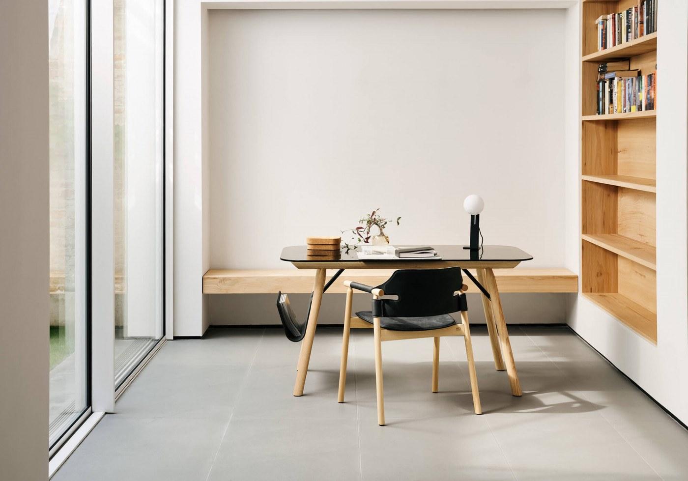 SUITE Rectangular desk in ash and glass top