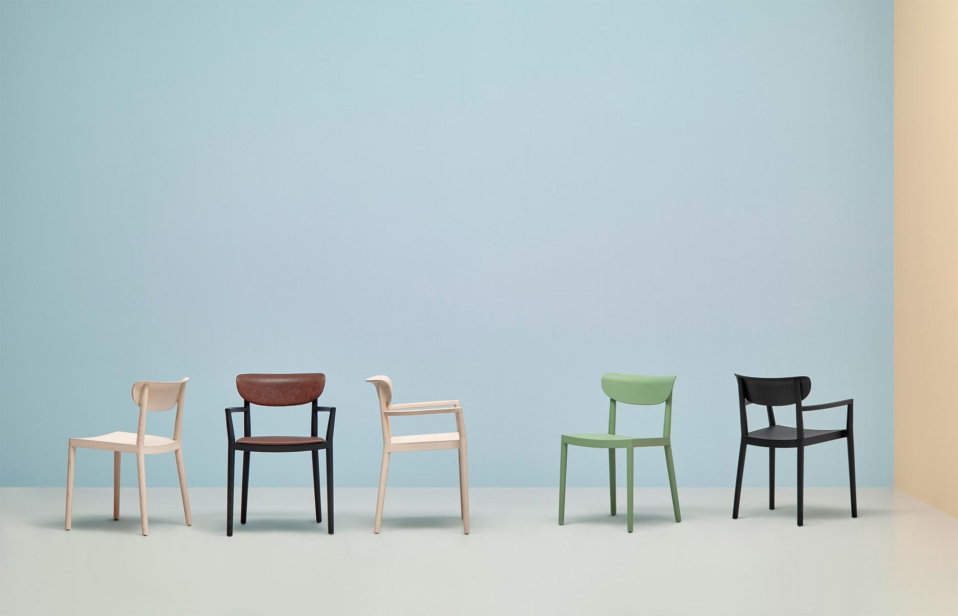 TIVOLI 2800 Wooden chair