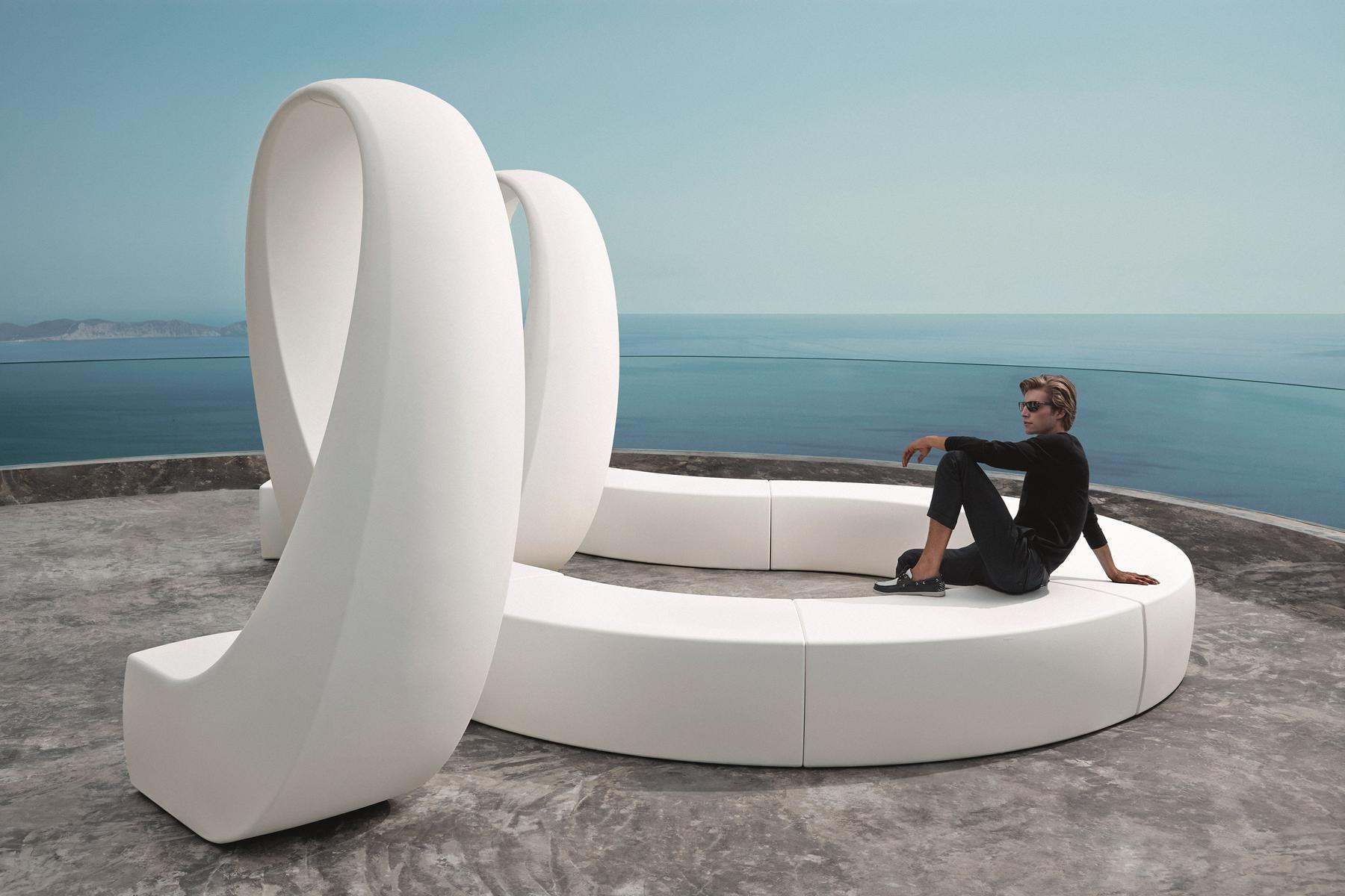 AND Modular polyethylene garden sofa