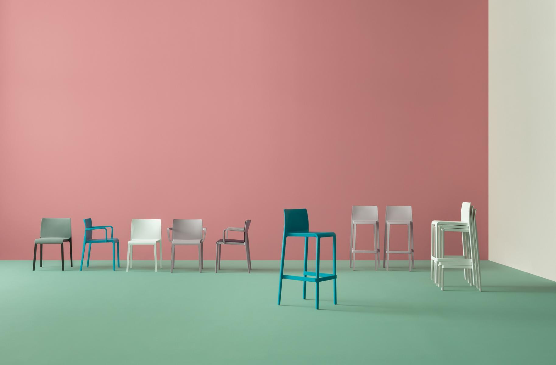 VOLT 674 Stackable plastic chair with armrests