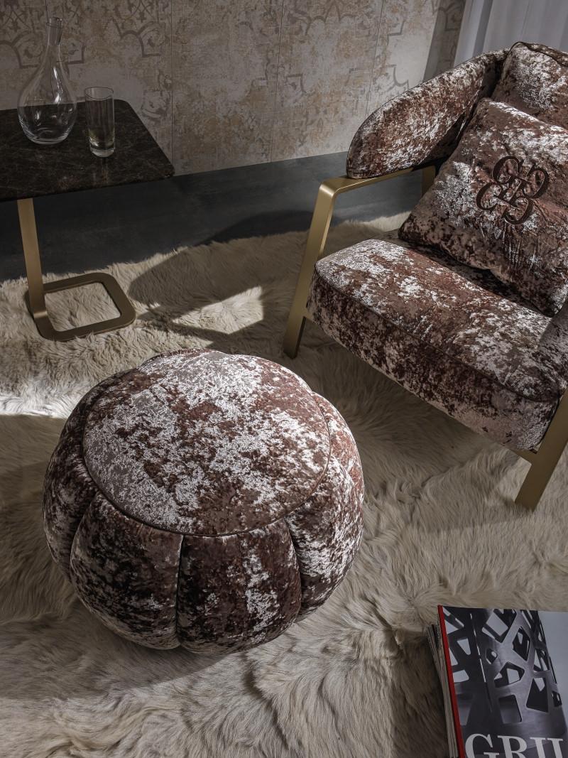 OSCAR Round fabric pouf