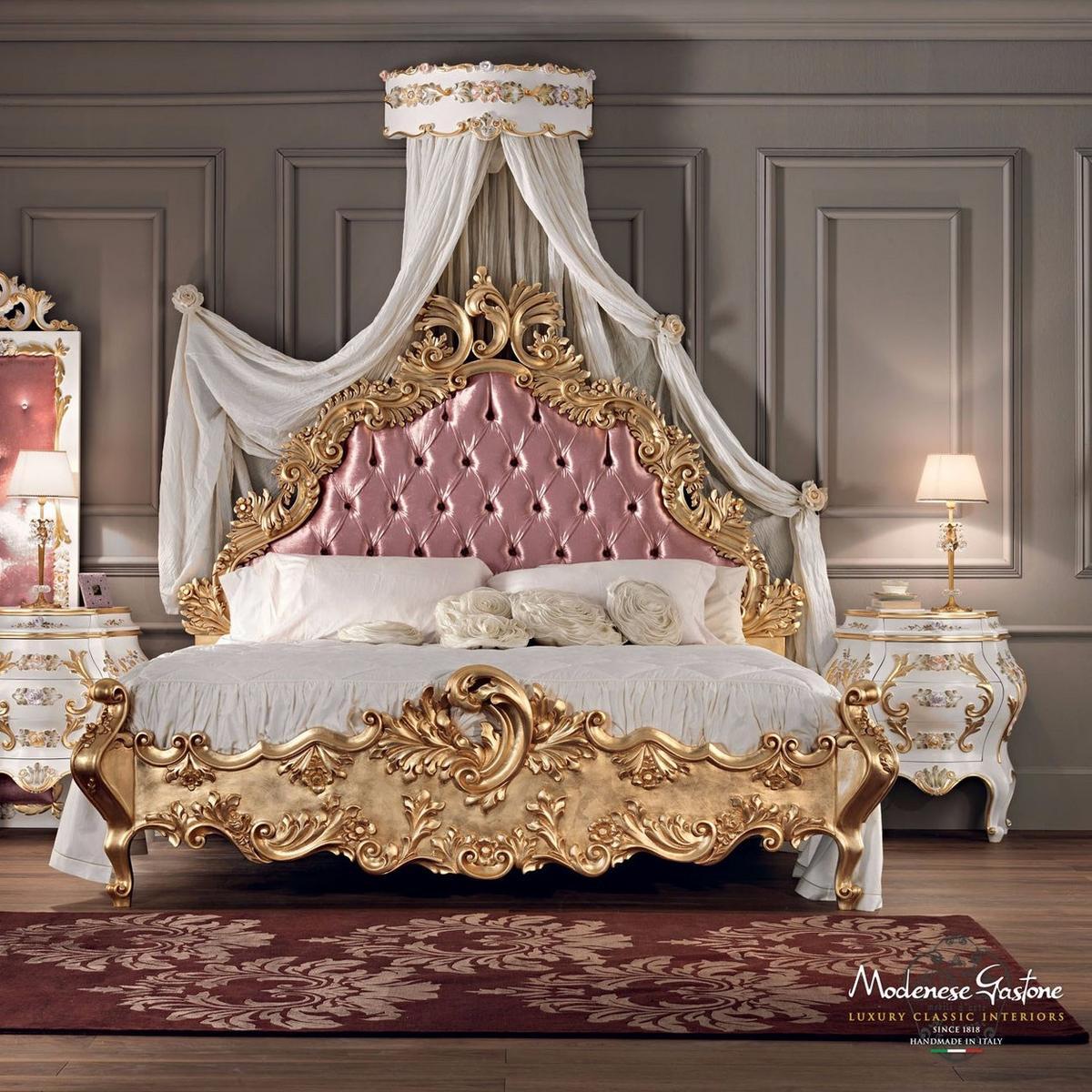 11206 Double bed with upholstered headboard