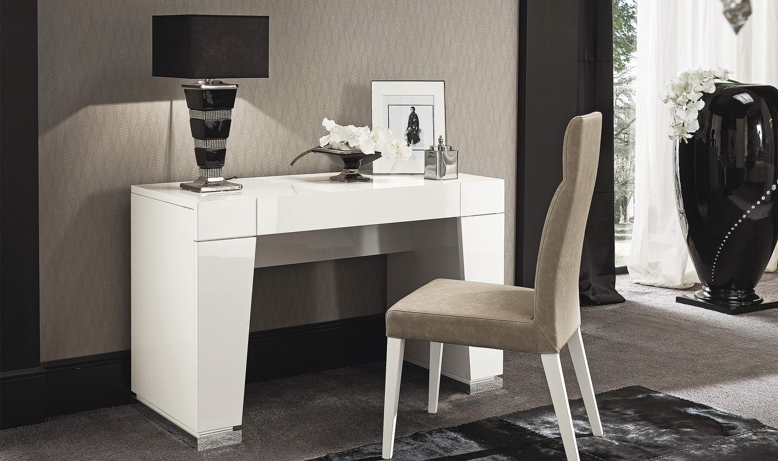 CANOVA Lacquered bedroom set