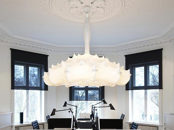 COCOON ZEPPELIN Cocoon resin pendant lamp