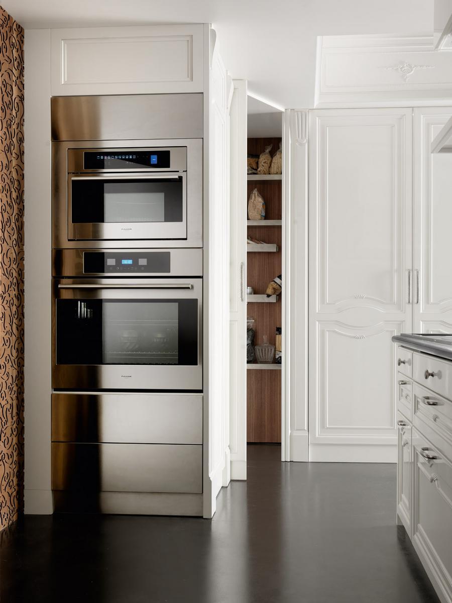 IDEA Custom walnut kitchen