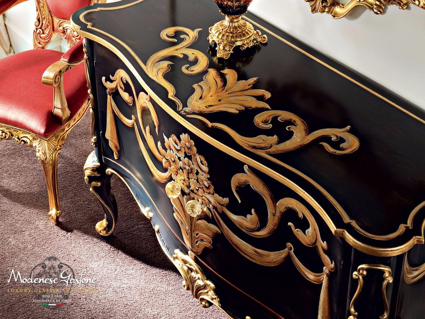 13605 Sideboard with doors