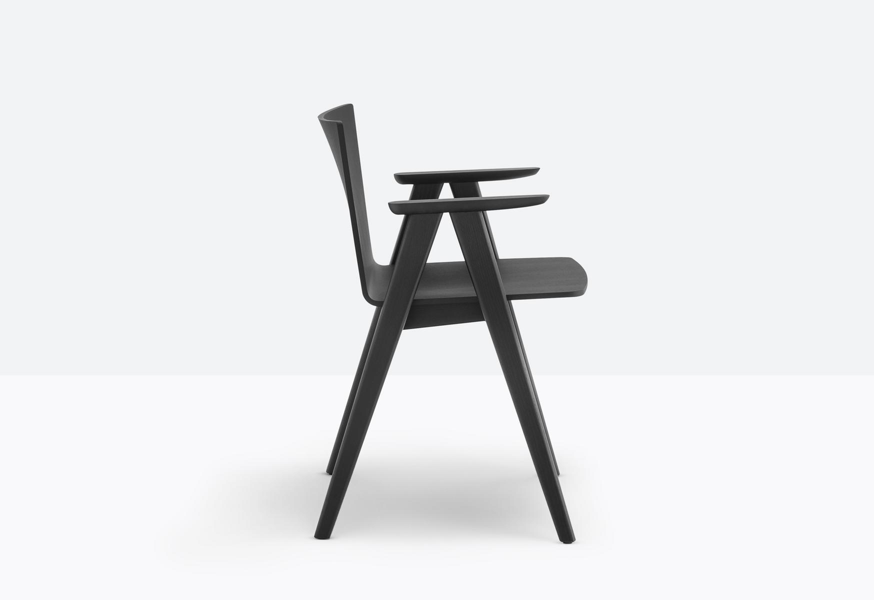 OSAKA 2815 Ash chair with armrests