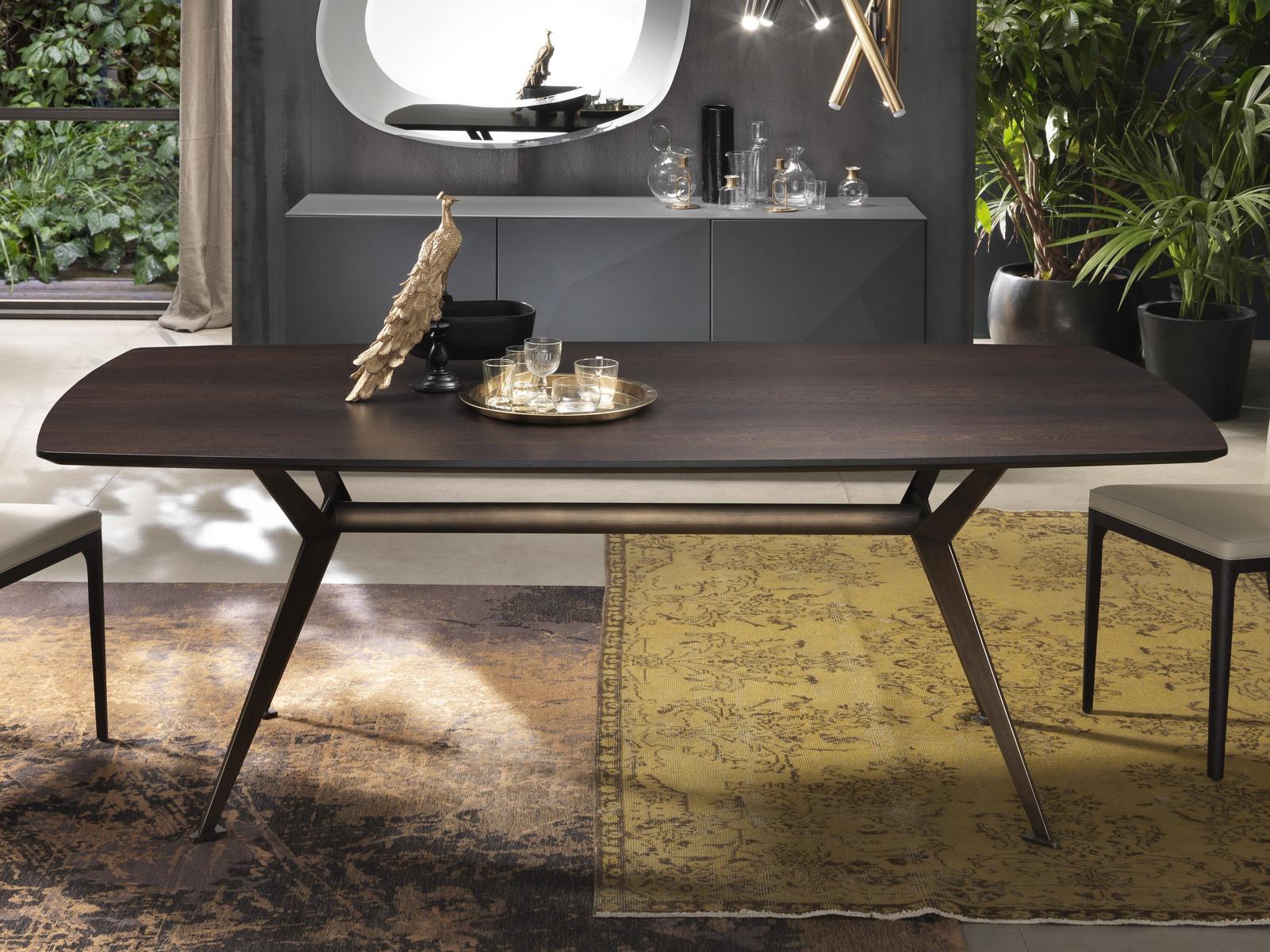MASTER Rectangular wooden table