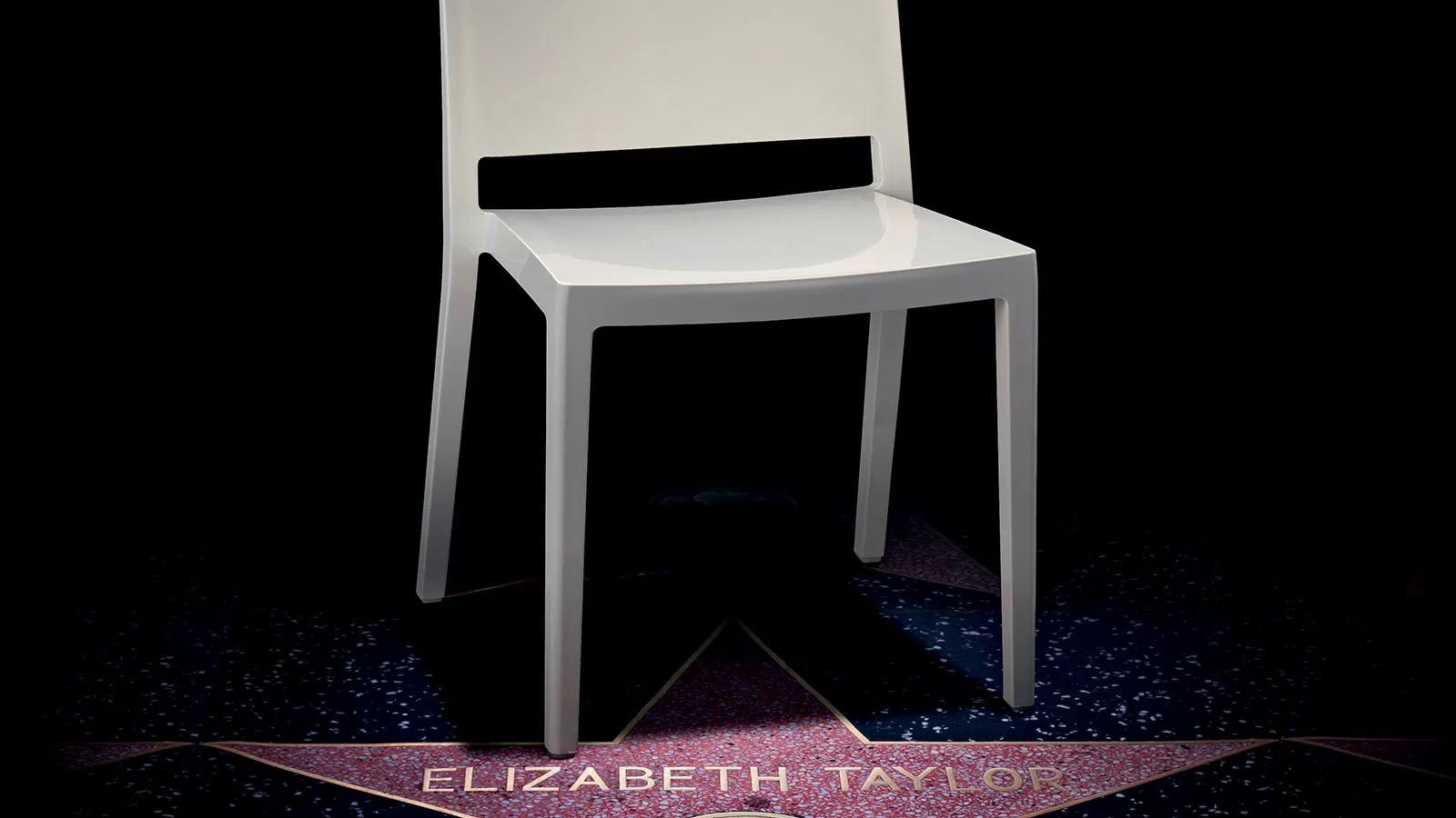 LIZZ Plastic chair