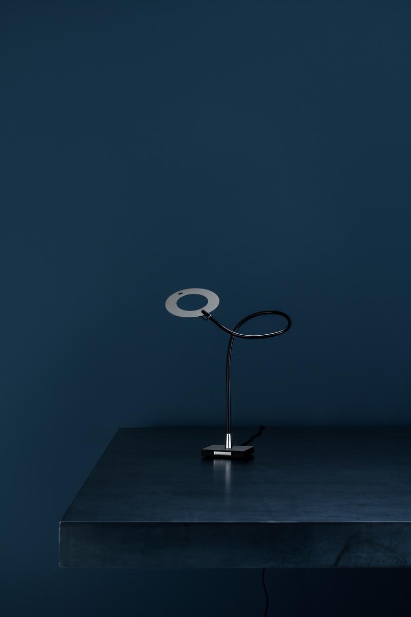 GIULIETTA T LED adjustable table lamp
