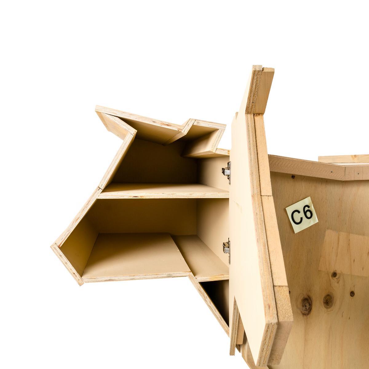 SENDING COW Wooden highboard with doors