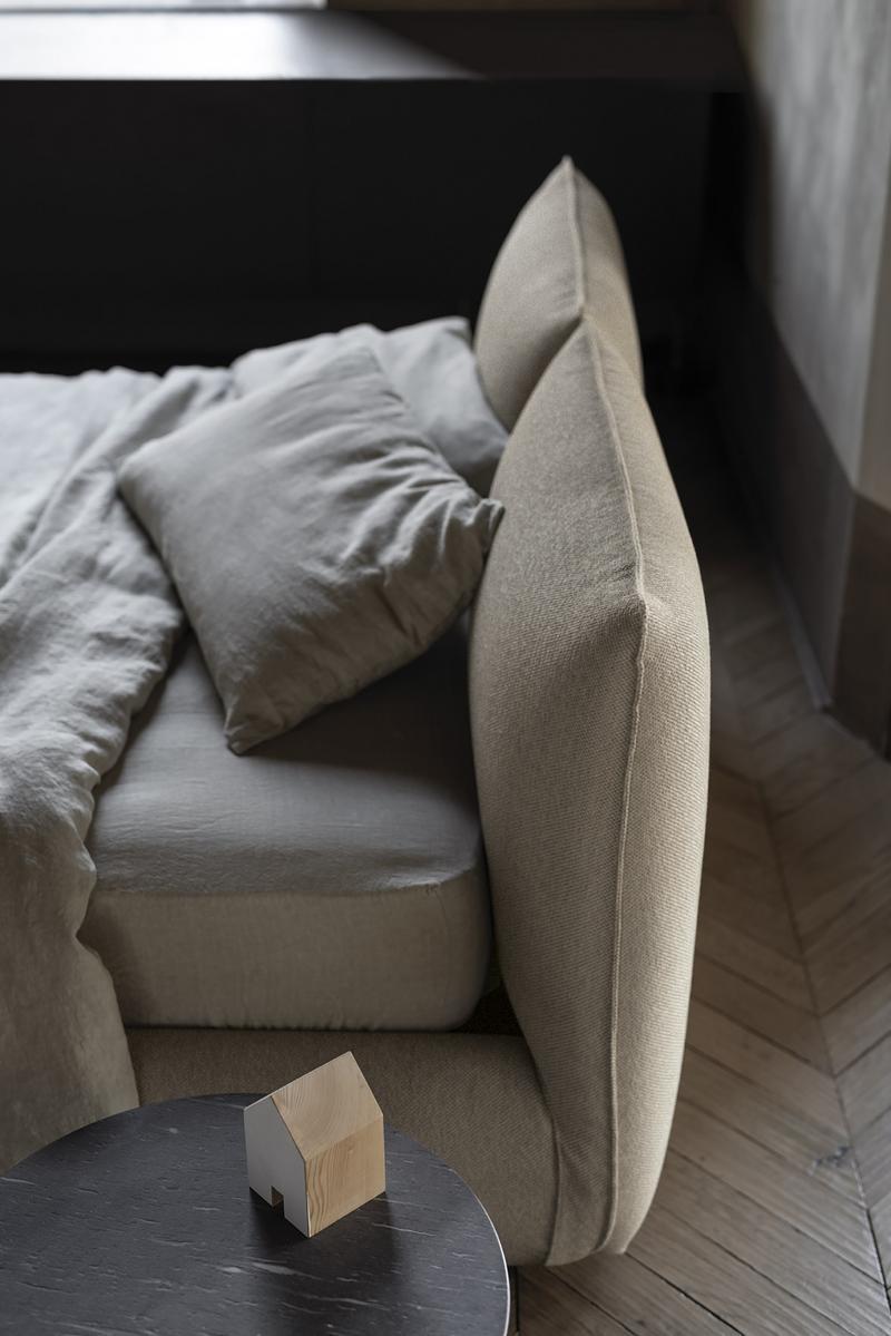 VENUS Upholstered storage bed