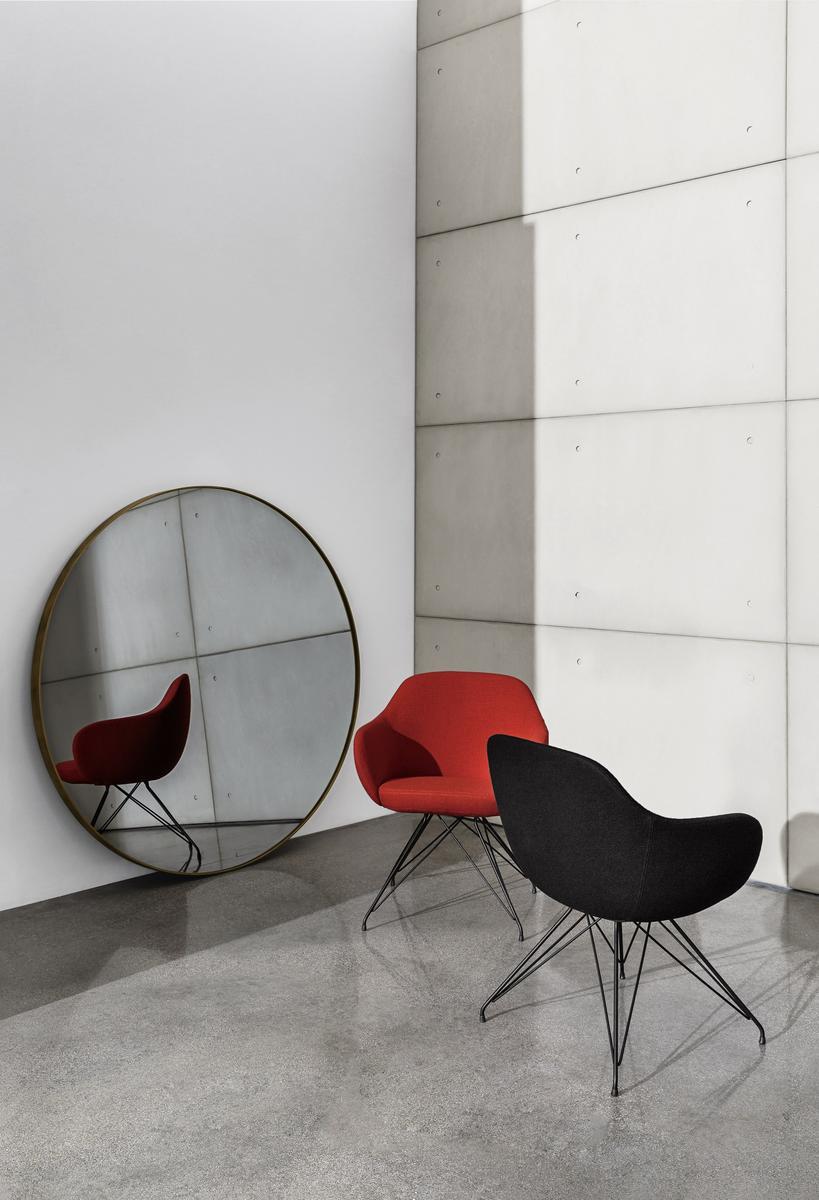 CADIRA Upholstered fabric chair with armrests