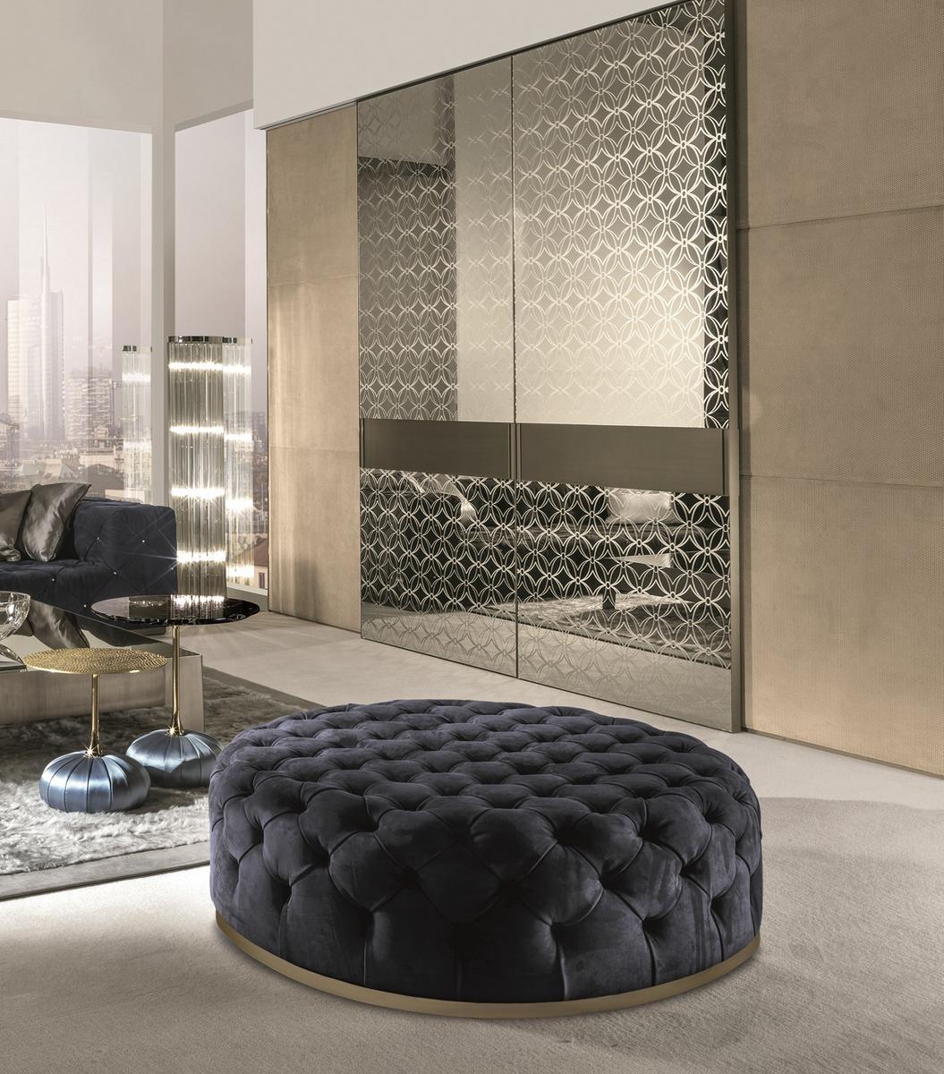 MILTON Round nabuk pouf