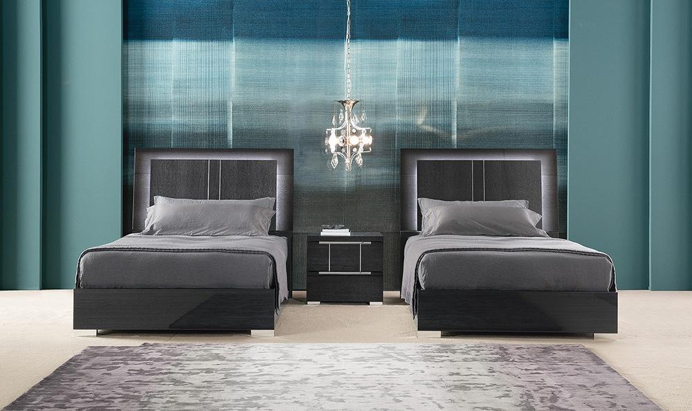 VERSILIA Veneer bedroom set