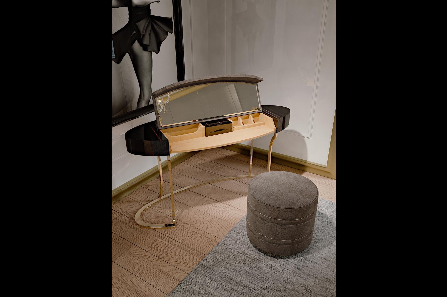 HOTEL DE VILLE Round leather pouf