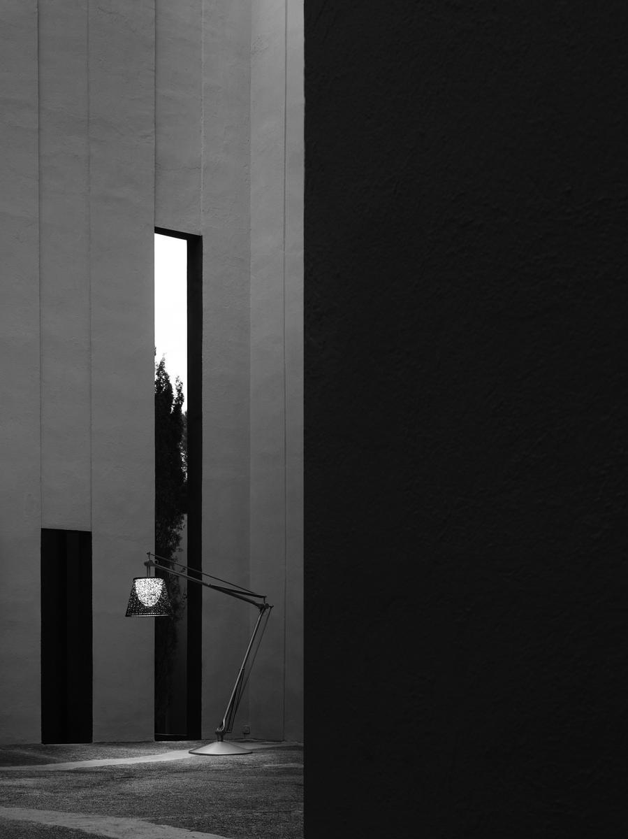 SUPERARCHIMOON OUTDOOR LED adjustable PVC Floor lamp