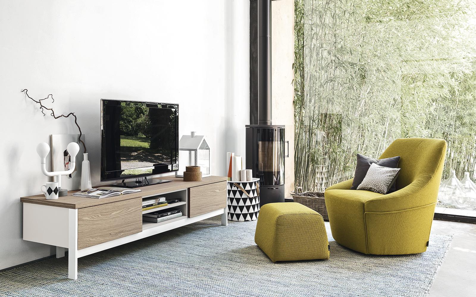 ALMA Fabric armchair