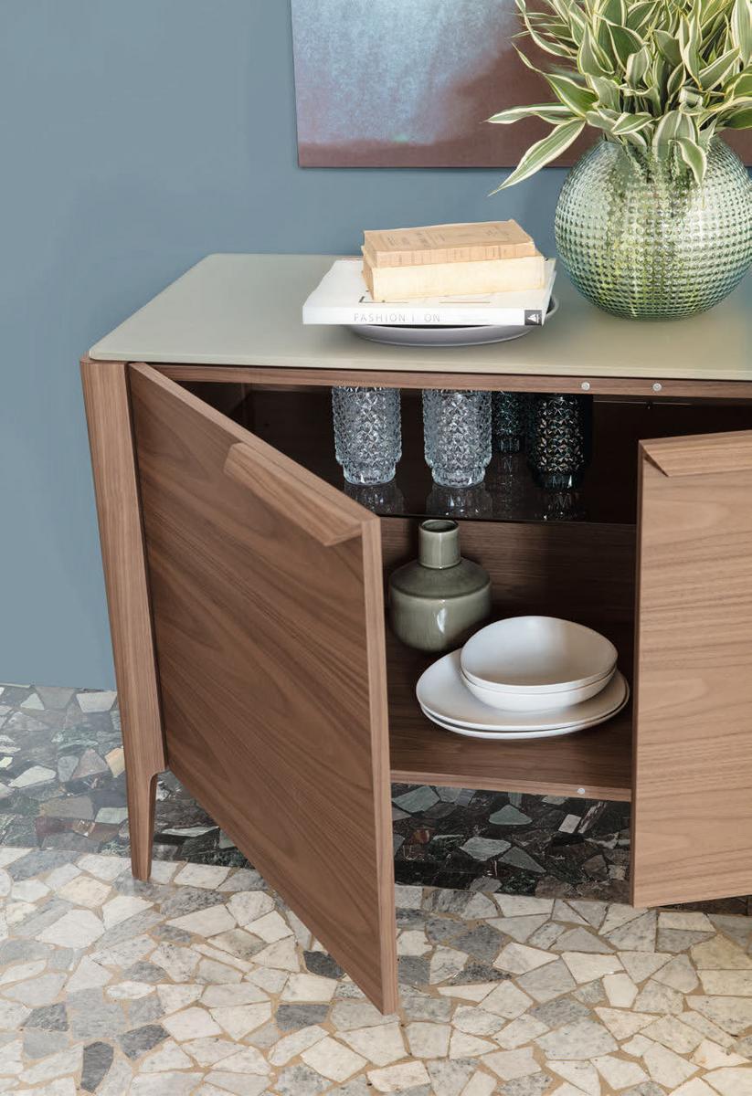 ATLANTE 6 Walnut sideboard with doors