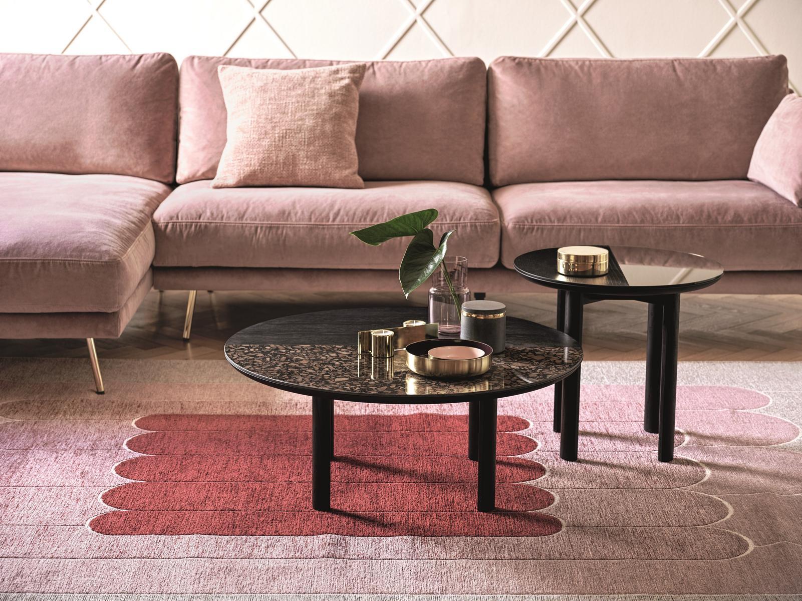 LINEE Rectangular rug with geometric shapes
