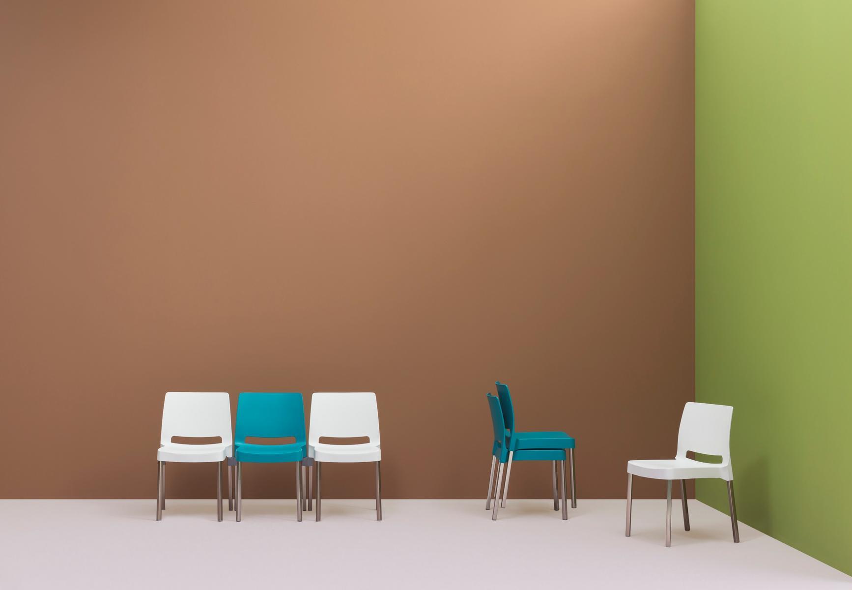 JOI Stackable polypropylene chair