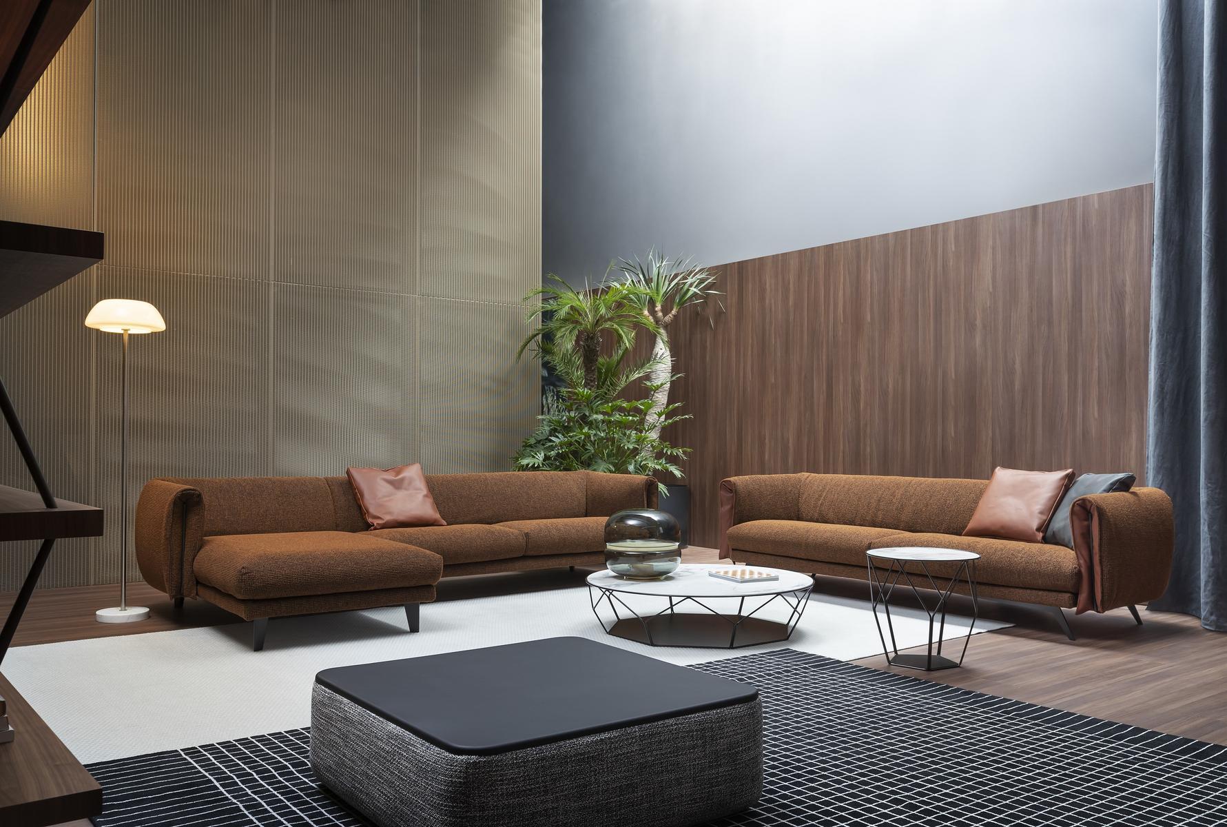 SADDLE Sectional sofa