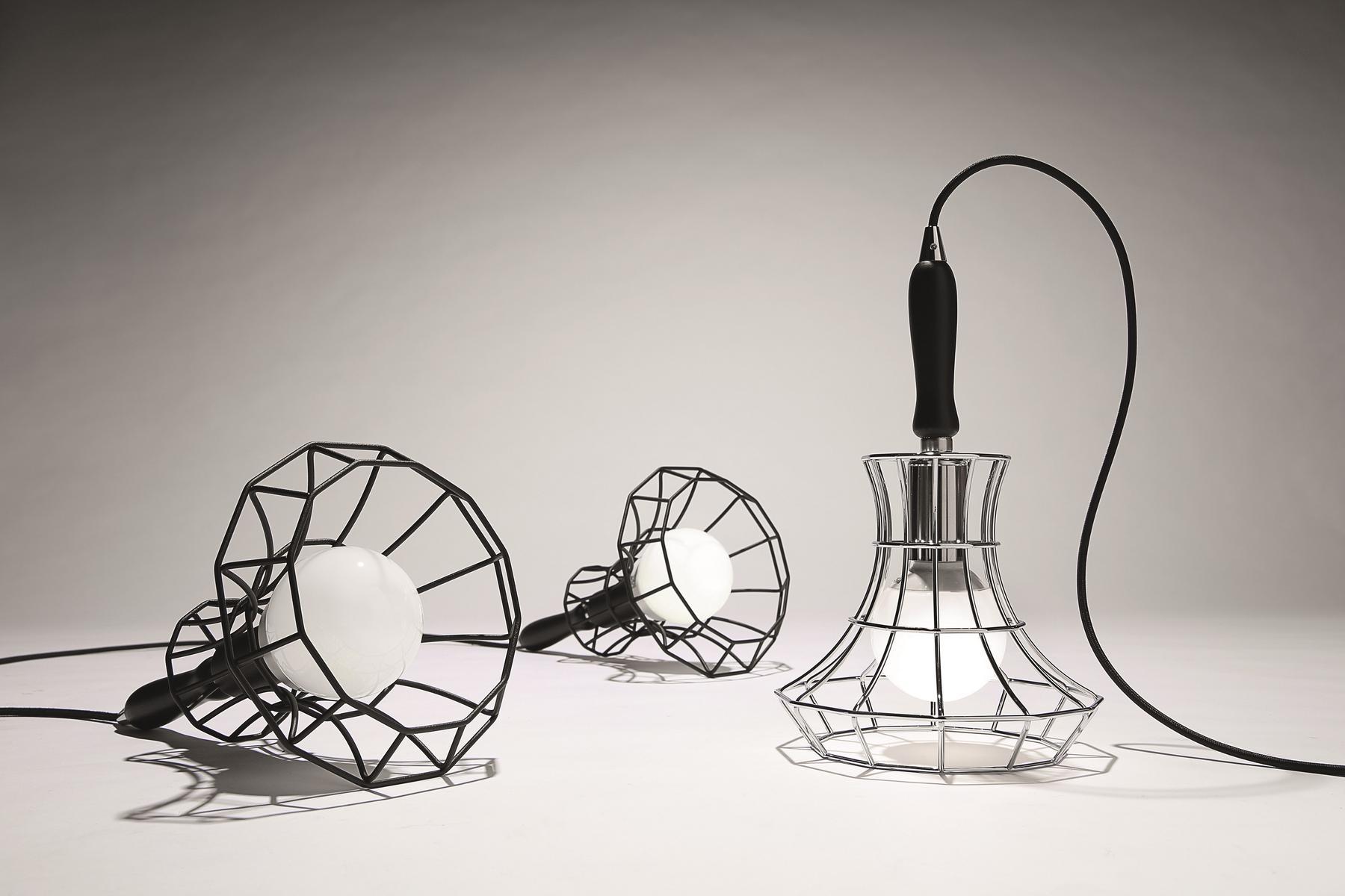 LADY CAGE Iron table lamp