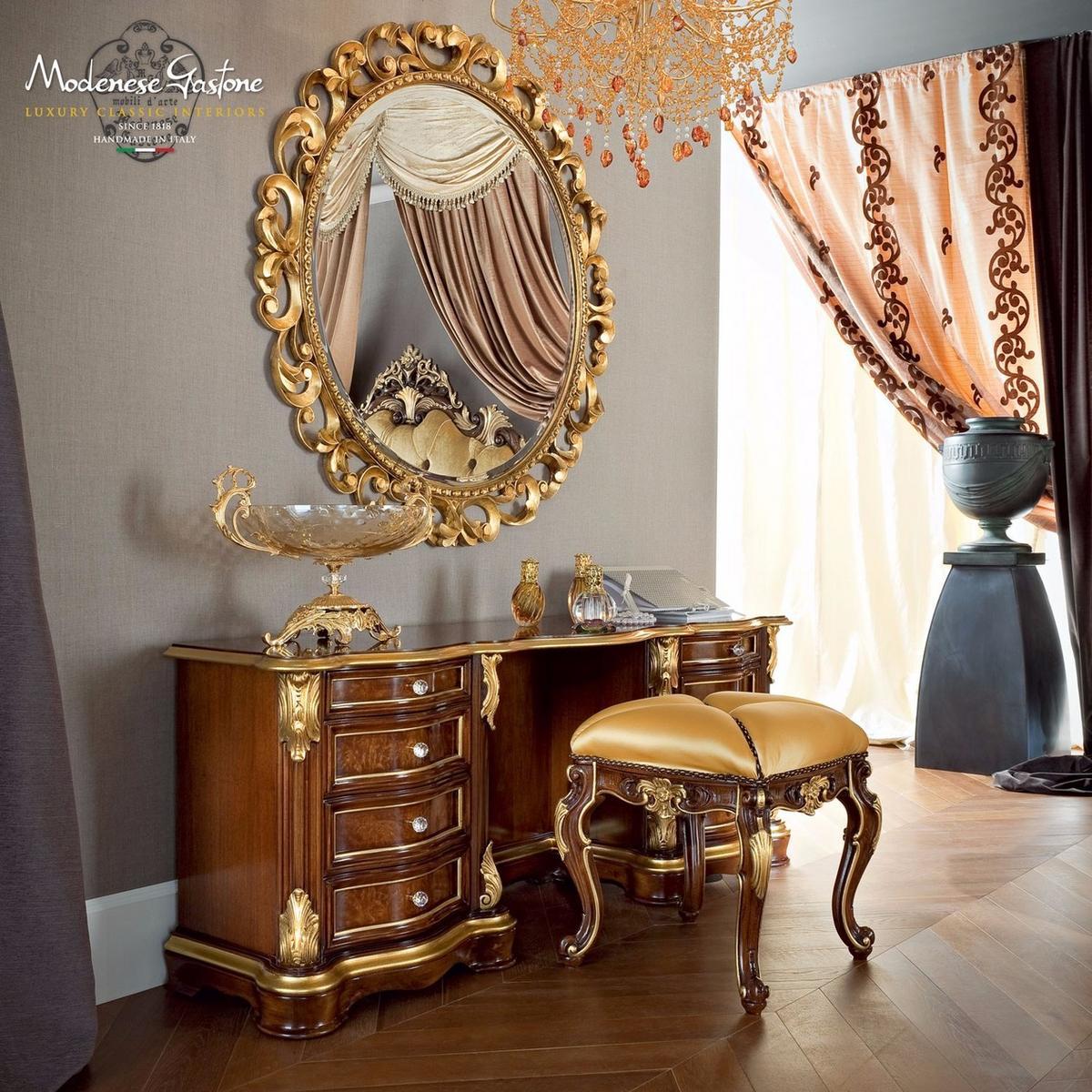 13672 Oval wall-mounted framed mirror