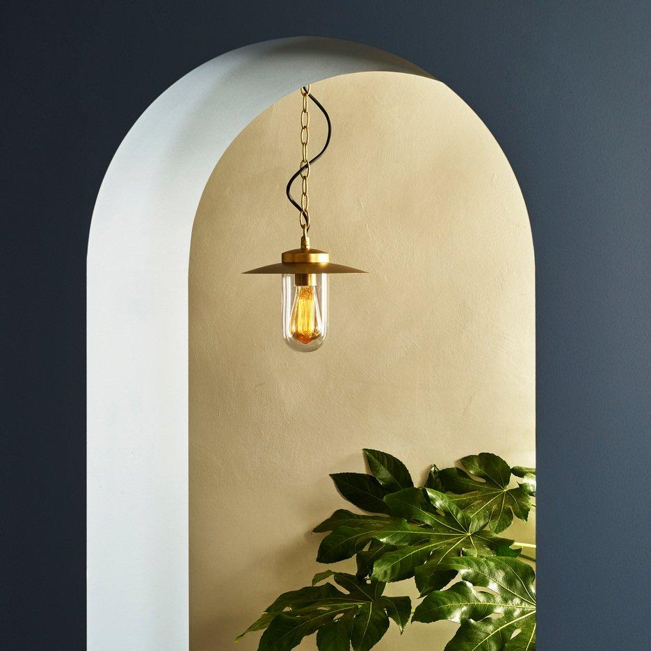 PORTREE LED pendant lamp in brass and glass