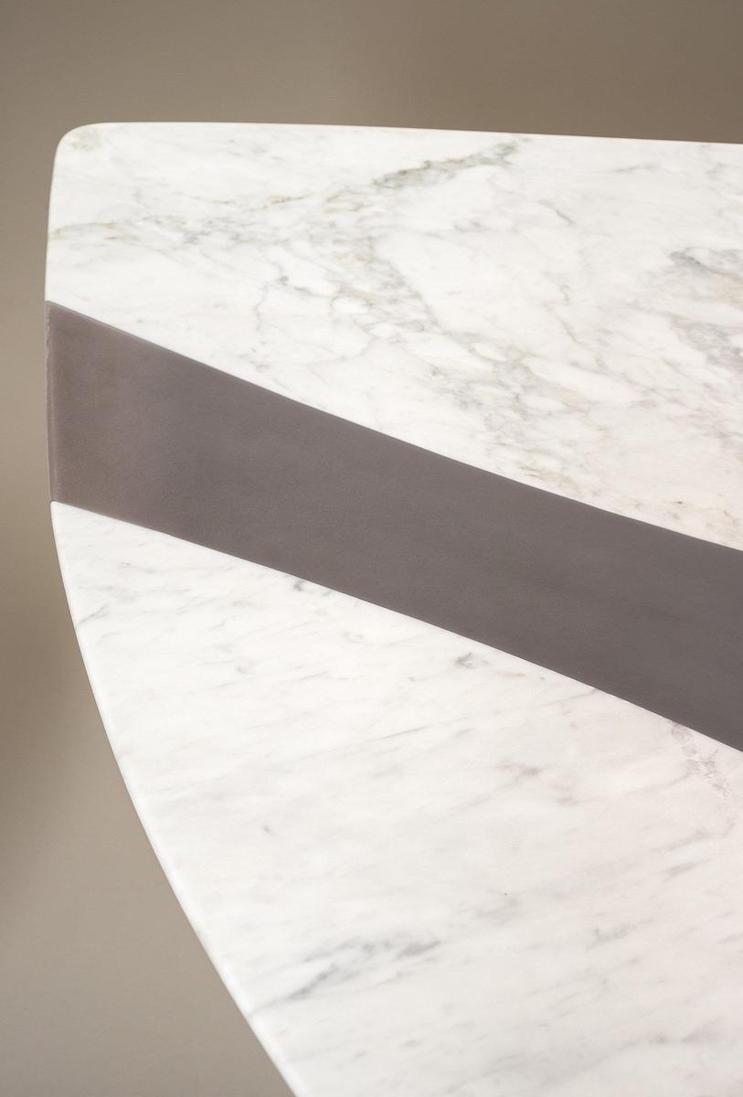 RONCHAMP Oval marble table with base covered in leather