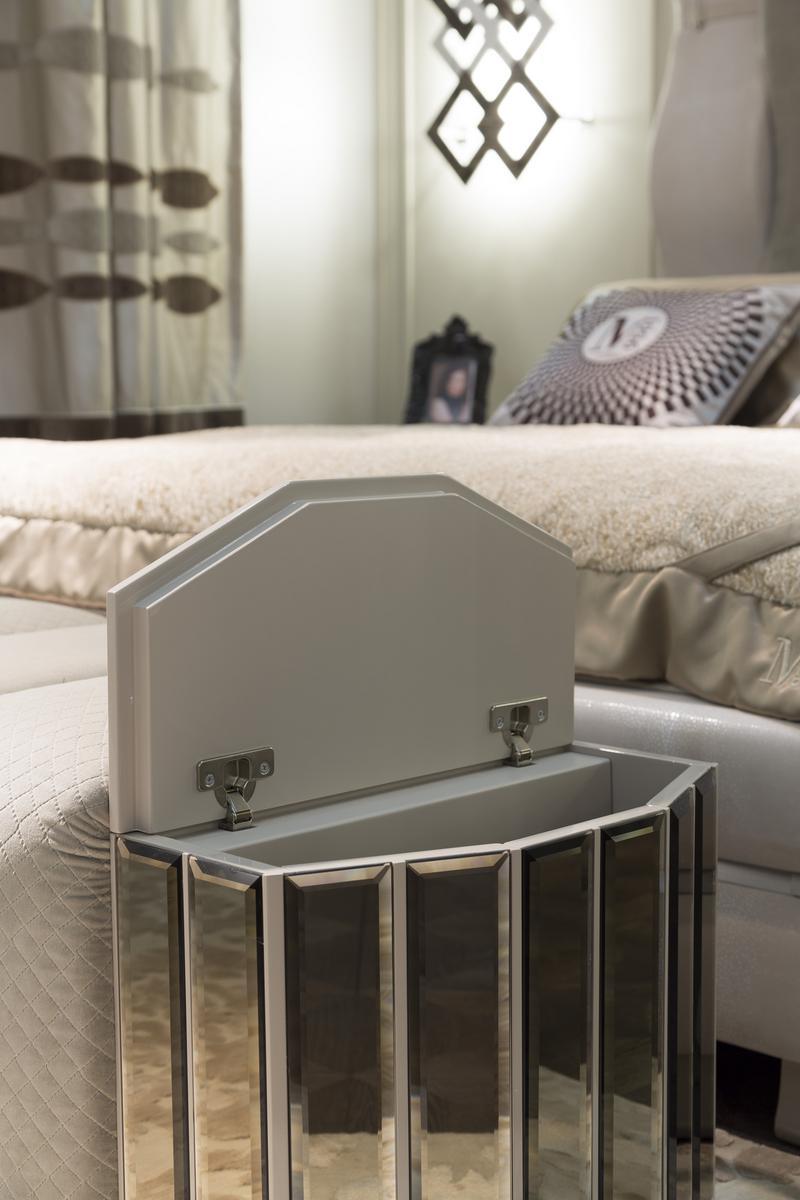 OLA Storage velvet bench