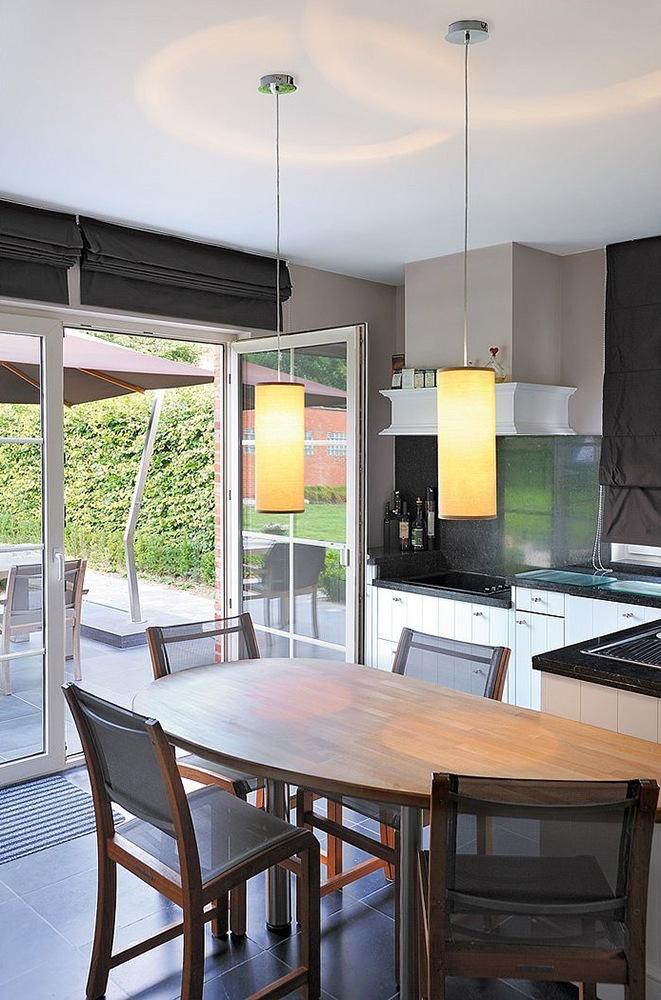 SOPRANA Fabric pendant lamp in a contemporary style