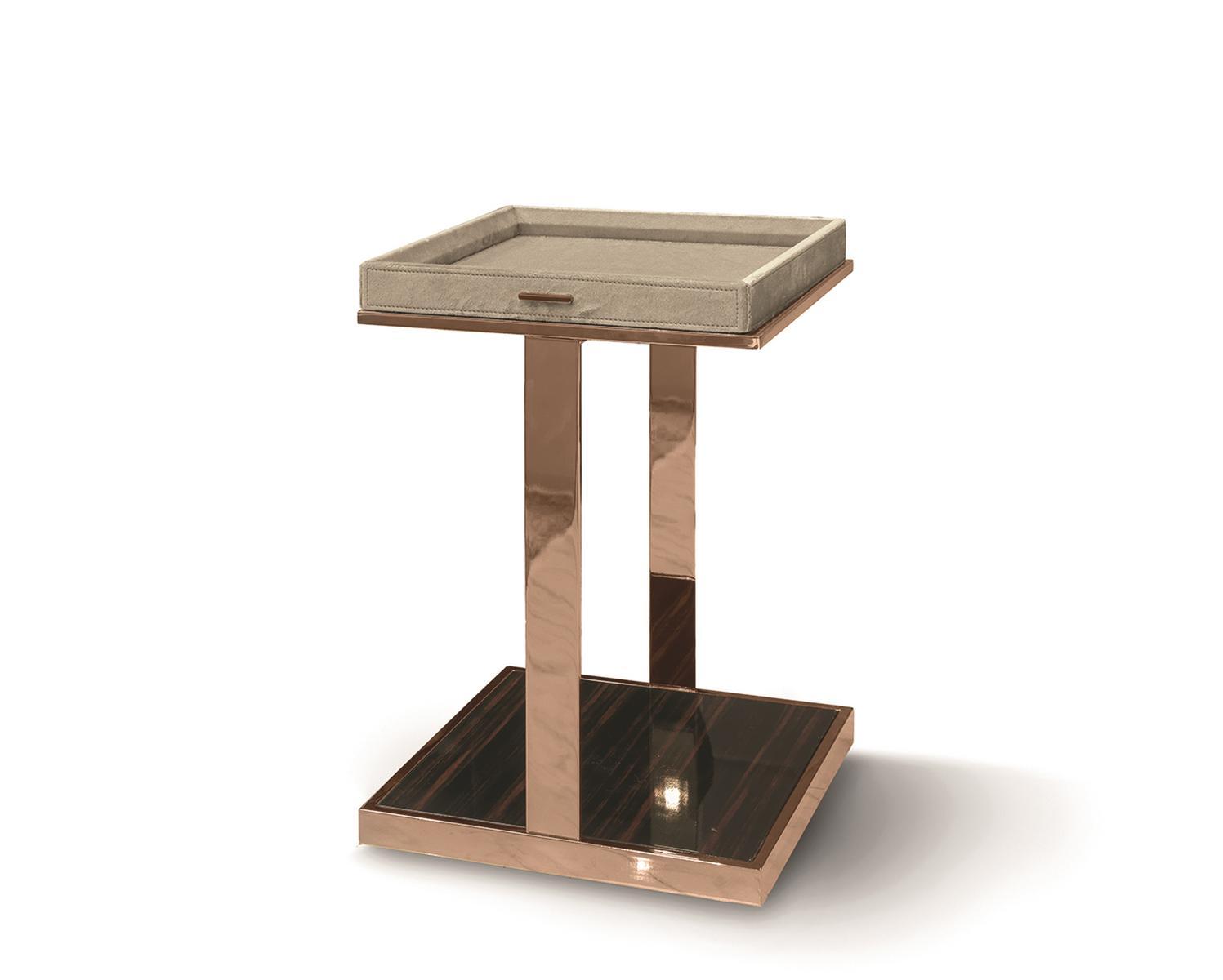 LOUIS Square leather coffee table