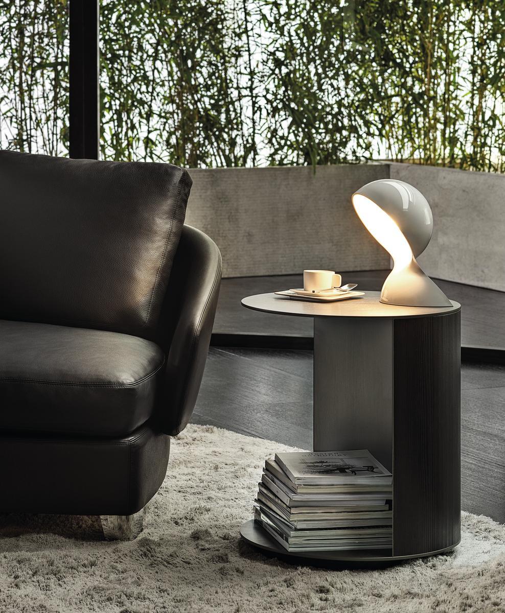 RICHER Coffee table