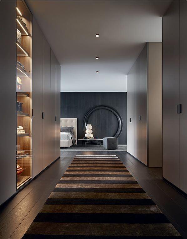 FITTED Sectional lacquered glass wardrobe