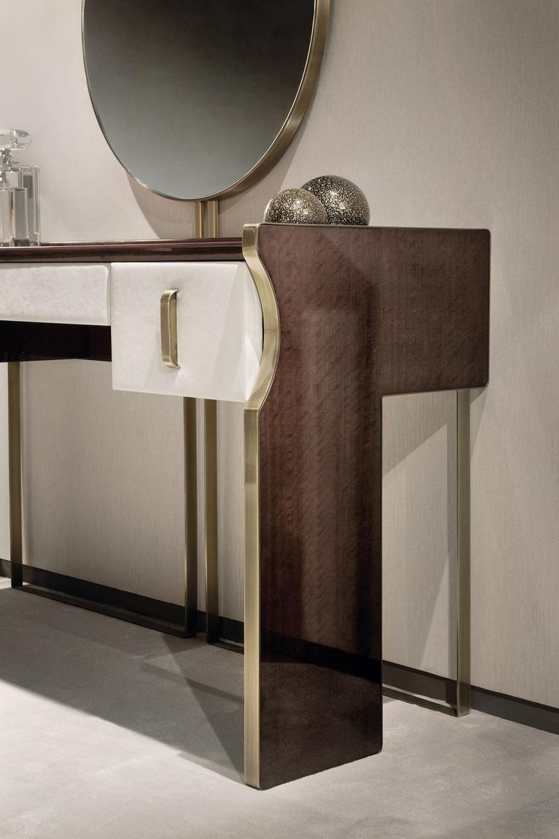 TRILOGY Wooden console table / dressing table