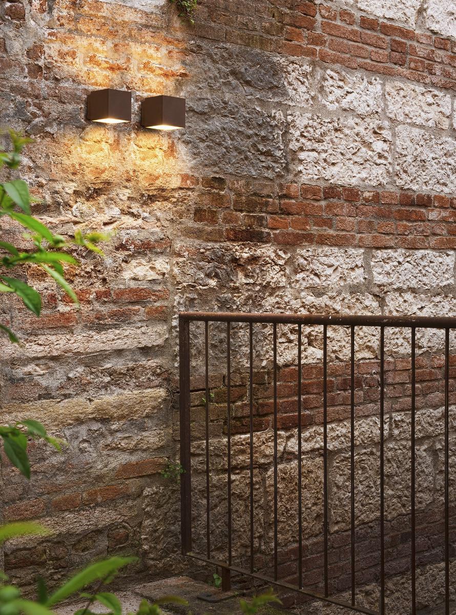 UP&AMP;DOWN LED direct-indirect light outdoor wall lamp