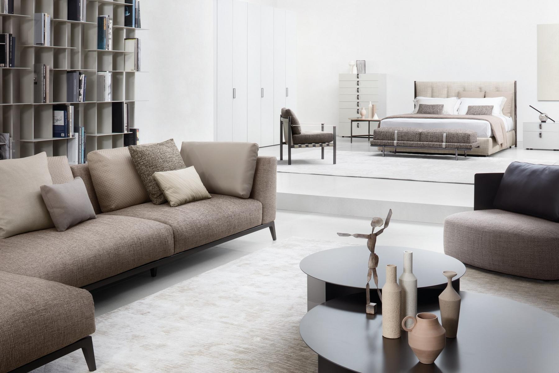 IKO Easy chair with armrests
