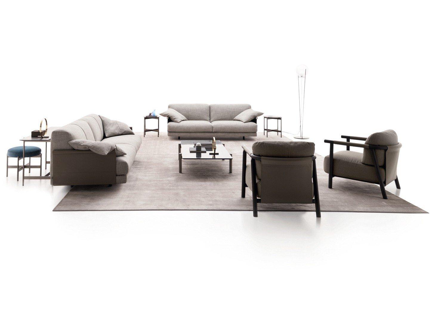 ERYS Round wooden coffee table