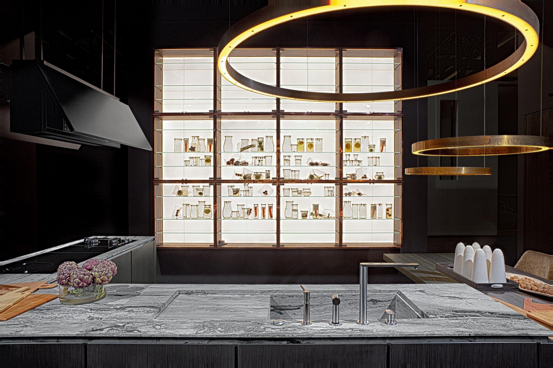 W75 Fitted kitchen