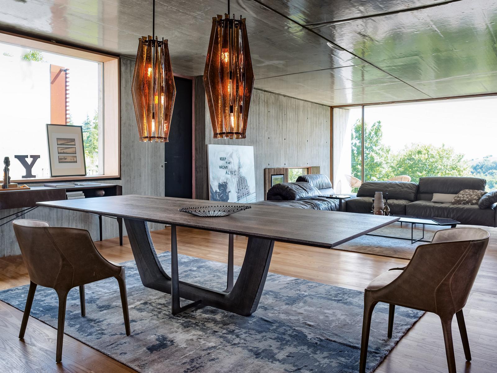GREENWICH Sucupira table
