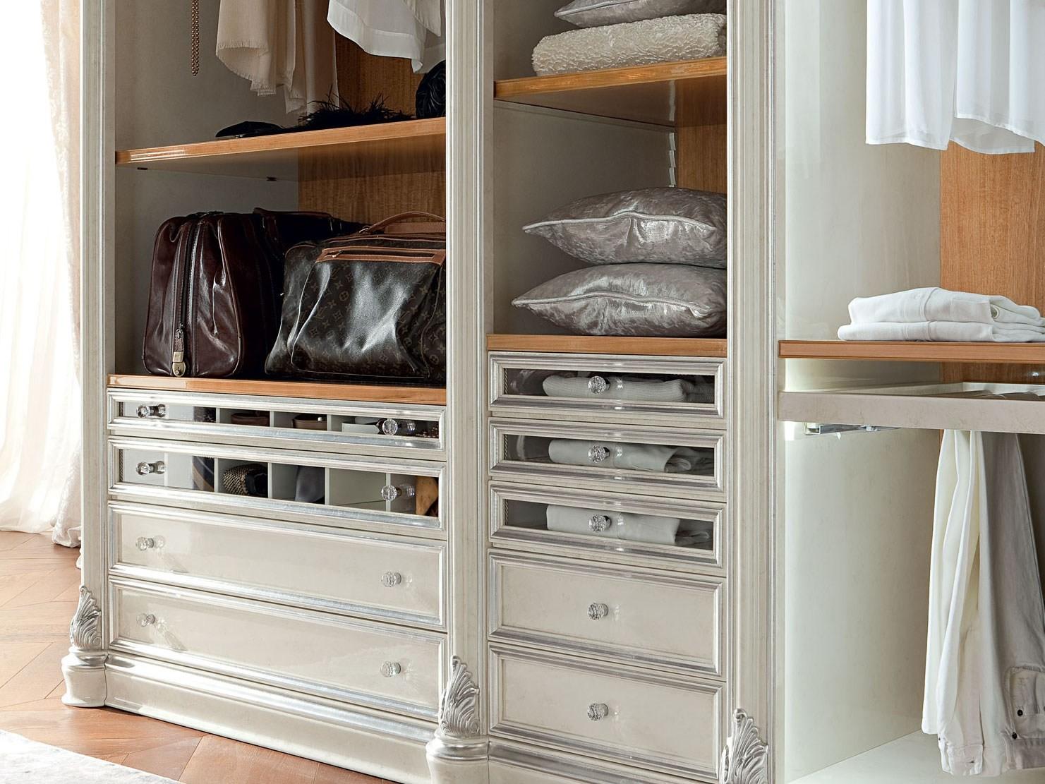 13909 Walk-in wardrobe