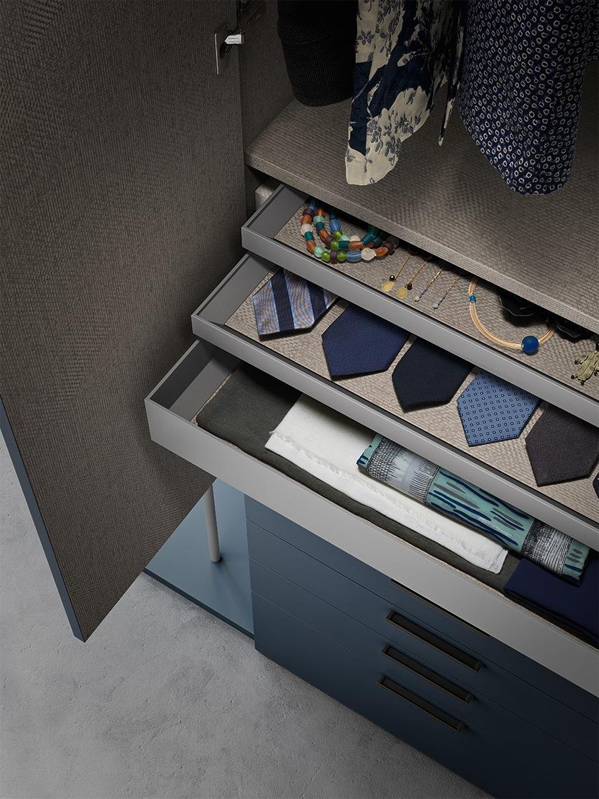 EVEN Modular lacquered wardrobe with drawers