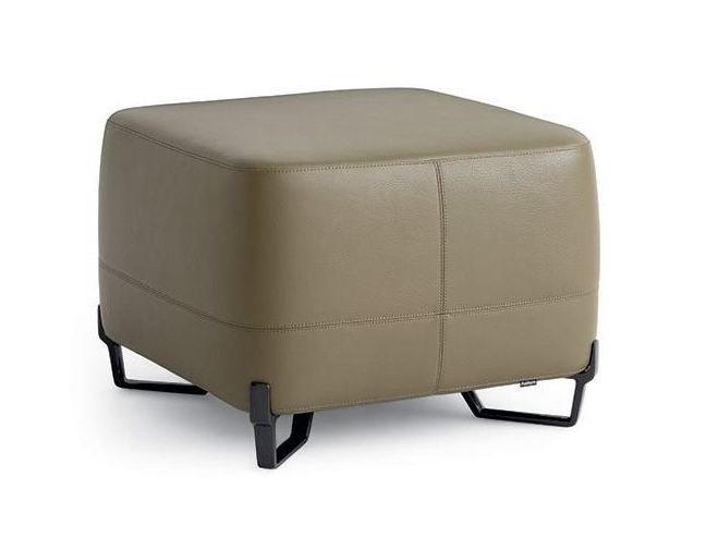 NEW YORK Square leather pouf