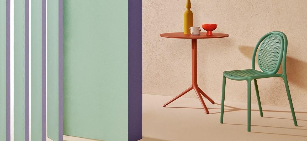 REMIND 3730 Stackable polypropylene chair
